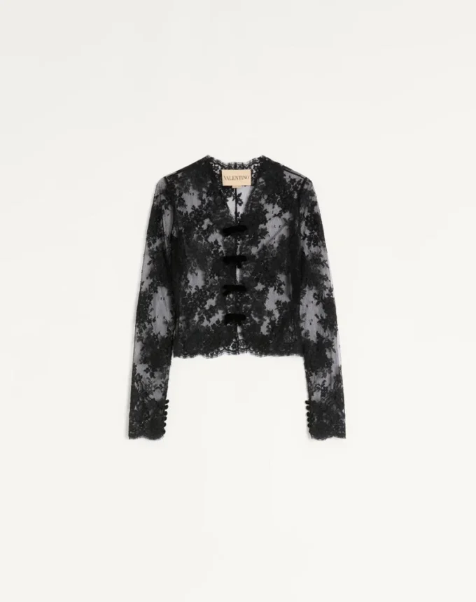 Chemise en dentelle avec nœuds Chemise en dentelle avec nœuds