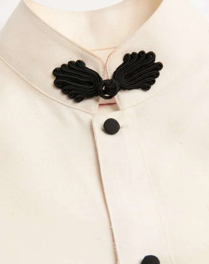 Chemise en shantung de soie avec boutons à bascule Chemise en shantung de soie avec boutons à bascule