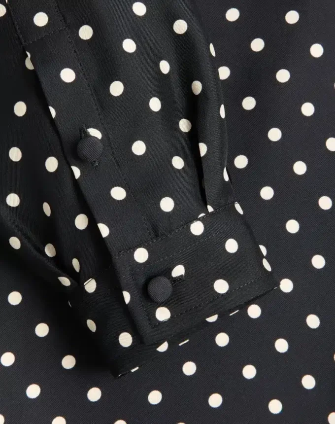 Chemise en twill de soie avec imprimé Plusdepois Chemise en twill de soie avec imprimé Plusdepois