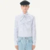 Chemise Valentino en popeline de coton avec col foulard et broderie VLogo Chemise Valentino en popeline de coton avec col foulard et broderie VLogo