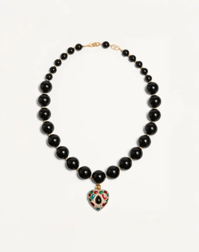 Collier Coeur Royal en métal, résine, émail et cristaux Swarovski® Collier Coeur Royal en métal, résine, émail et cristaux Swarovski®