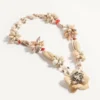 Collier Jardin Aquatique en métal, émail, tissu, coquillages, corail et perles naturelles Collier Jardin Aquatique en métal, émail, tissu, coquillages, corail et perles naturelles