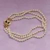 Collier ovale en métal, émail, perles et cristaux Swarovski® Collier ovale en métal, émail, perles et cristaux Swarovski®