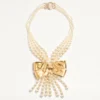 Collier Trop Chou en métal, émail, perles et cristaux Collier Trop Chou en métal, émail, perles et cristaux