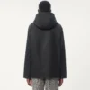 Coupe-vent à capuche en nylon avec patch VLogo Coupe-vent à capuche en nylon avec patch VLogo