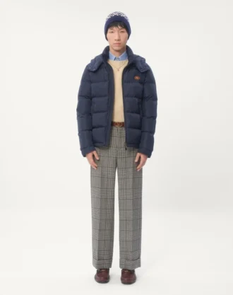 Doudoune à capuche en nylon avec patch VLogo