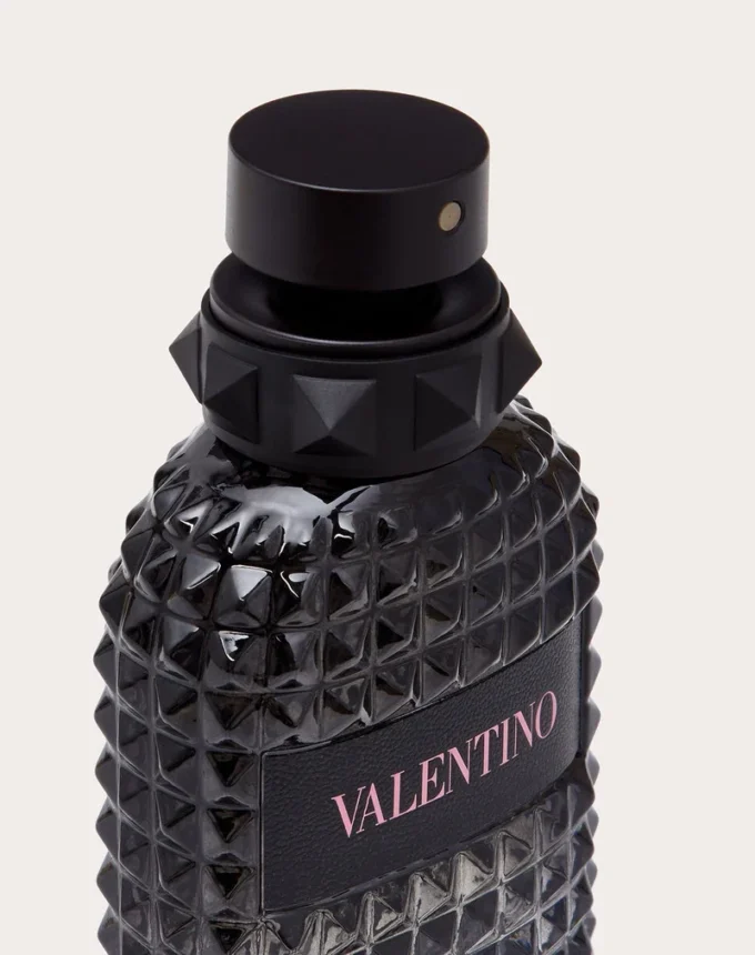 Eau de toilette Born In Roma For Him en vaporisateur 50 ml Eau de toilette Born In Roma For Him en vaporisateur 50 ml