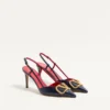 Escarpins à bride arrière en cuir de veau avec signature Vlogo, talon de 80 mm / 3,15 pouces.