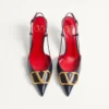 Escarpins à bride arrière en cuir de veau avec signature Vlogo, talon de 80 mm / 3,15 pouces.