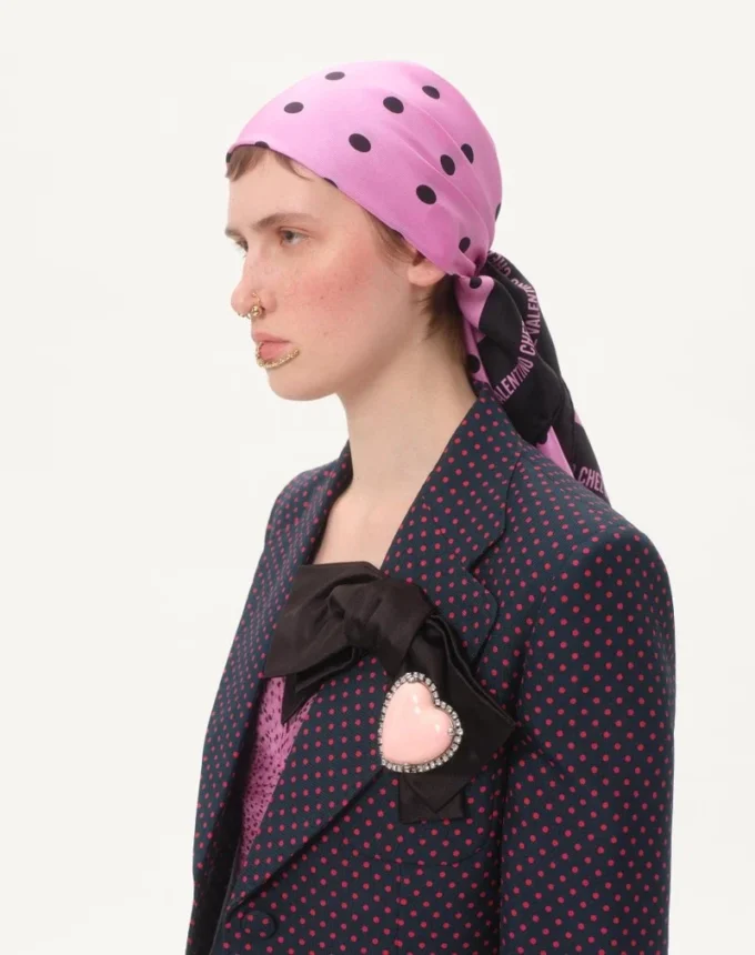 Foulard en soie Chez Valentino