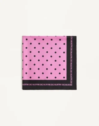 Foulard en soie Chez Valentino Foulard en soie Chez Valentino