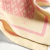 Foulard en soie Toute La V