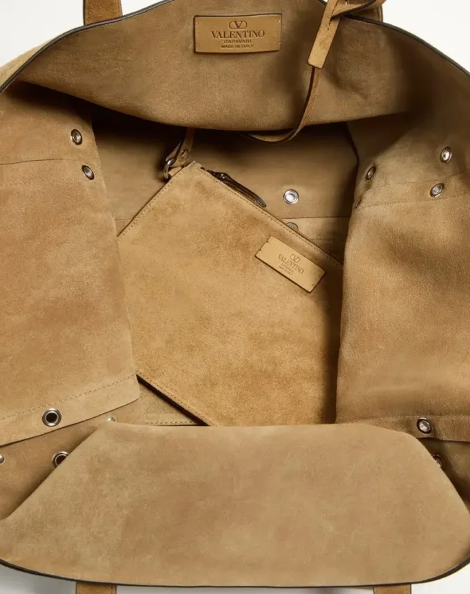 Grand sac cabas en daim Nellcôte de Valentino Garavani Grand sac cabas en daim Nellcôte de Valentino Garavani