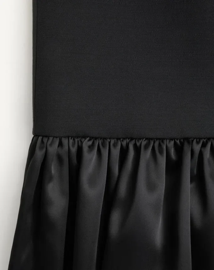 Jupe midi en crêpe couture Jupe midi en crêpe couture