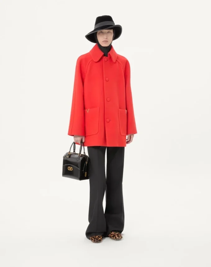 Manteau simple boutonnage Valentino en drap de laine Manteau simple boutonnage Valentino en drap de laine