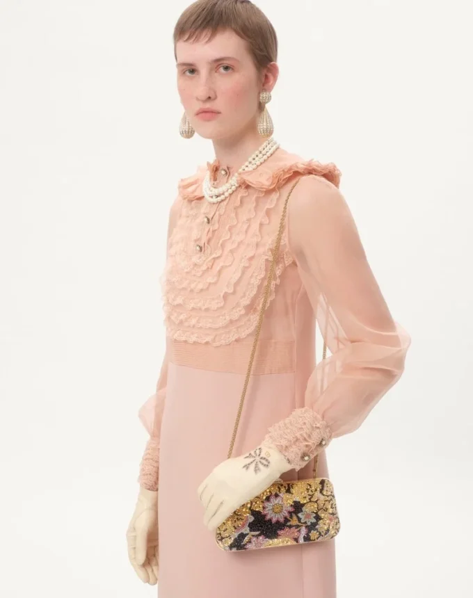 Minaudière Carry Secrets avec strass et motif Apres L’Hiver Minaudière Carry Secrets avec strass et motif Apres L’Hiver