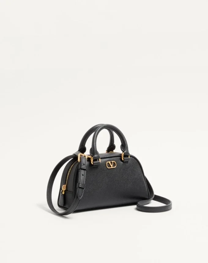 Mini sac bowling VLogo Signature en cuir de veau grainé Mini sac bowling VLogo Signature en cuir de veau grainé