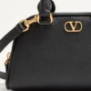 Mini sac bowling VLogo Signature en cuir de veau grainé Mini sac bowling VLogo Signature en cuir de veau grainé