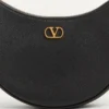 Mini sac hobo Vlogo Signature en cuir de veau grainé Mini sac hobo Vlogo Signature en cuir de veau grainé