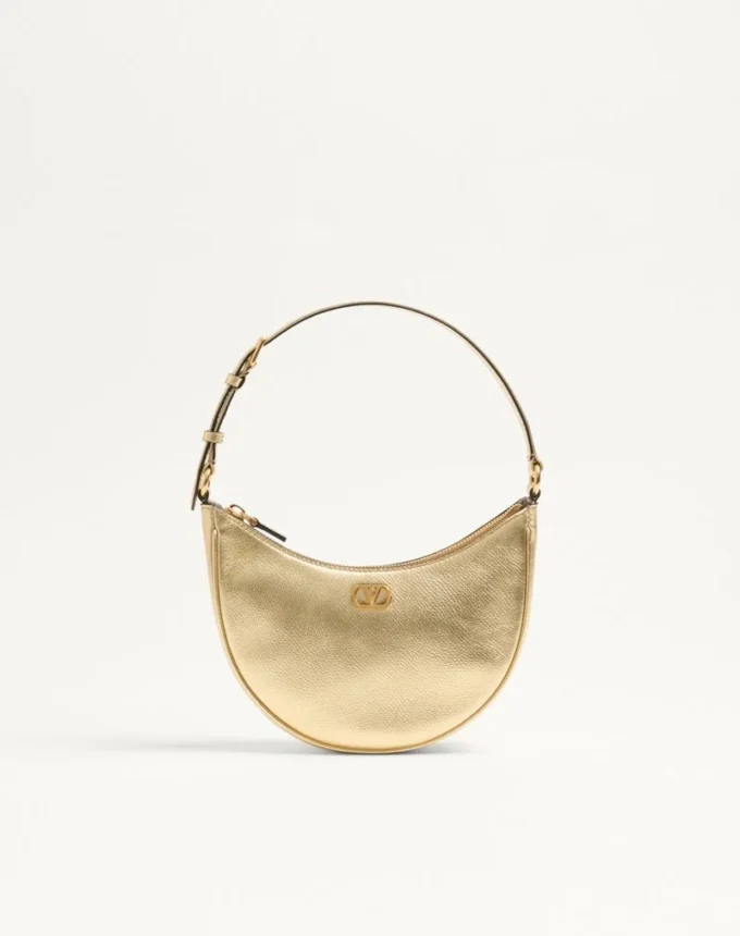 Mini sac hobo Vlogo Signature en cuir de veau grainé laminé Mini sac hobo Vlogo Signature en cuir de veau grainé laminé