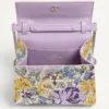 Mini sac à main Valentino Garavani Vsling avec motif Flowerism en strass et logo bijou Mini sac à main Valentino Garavani Vsling avec motif Flowerism en strass et logo bijou