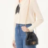 Mini sac seau en cuir nappa avec chaîne signature Vlogo Mini sac seau en cuir nappa avec chaîne signature Vlogo