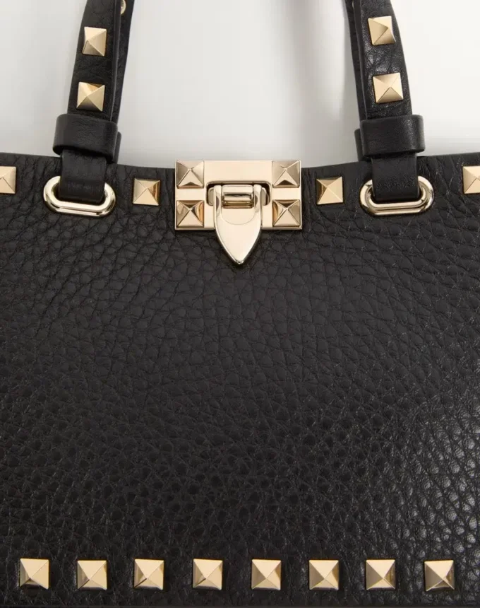Mini sac shopping Rockstud en cuir de veau grainé Mini sac shopping Rockstud en cuir de veau grainé