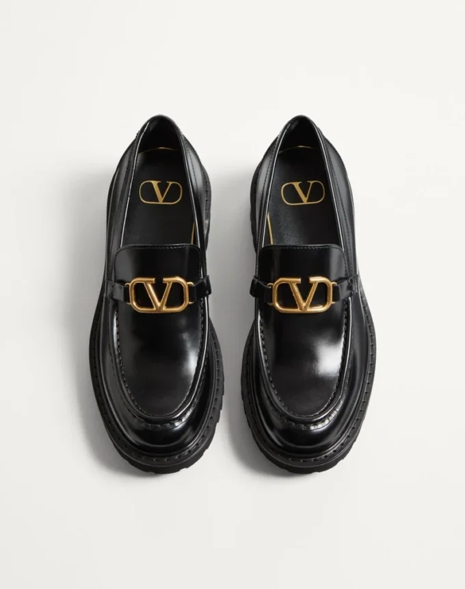 Mocassins en cuir de veau avec logo VLogo Signature