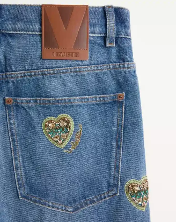 Pantalon en denim brodé Pantalon en denim brodé