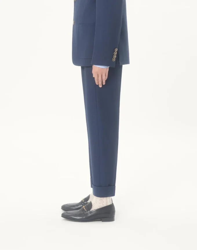 Pantalon en gabardine de laine à revers Pantalon en gabardine de laine à revers