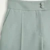 Pantalon en laine légère à carreaux Pantalon en laine légère à carreaux