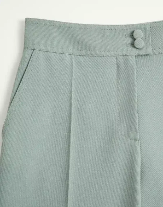 Pantalon en laine légère à carreaux Pantalon en laine légère à carreaux