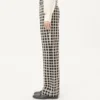 Pantalon en laine mélangée à carreaux avec revers Pantalon en laine mélangée à carreaux avec revers