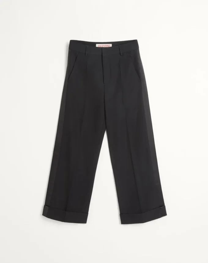 Pantalon en laine à revers avec bandes latérales en satin Pantalon en laine à revers avec bandes latérales en satin