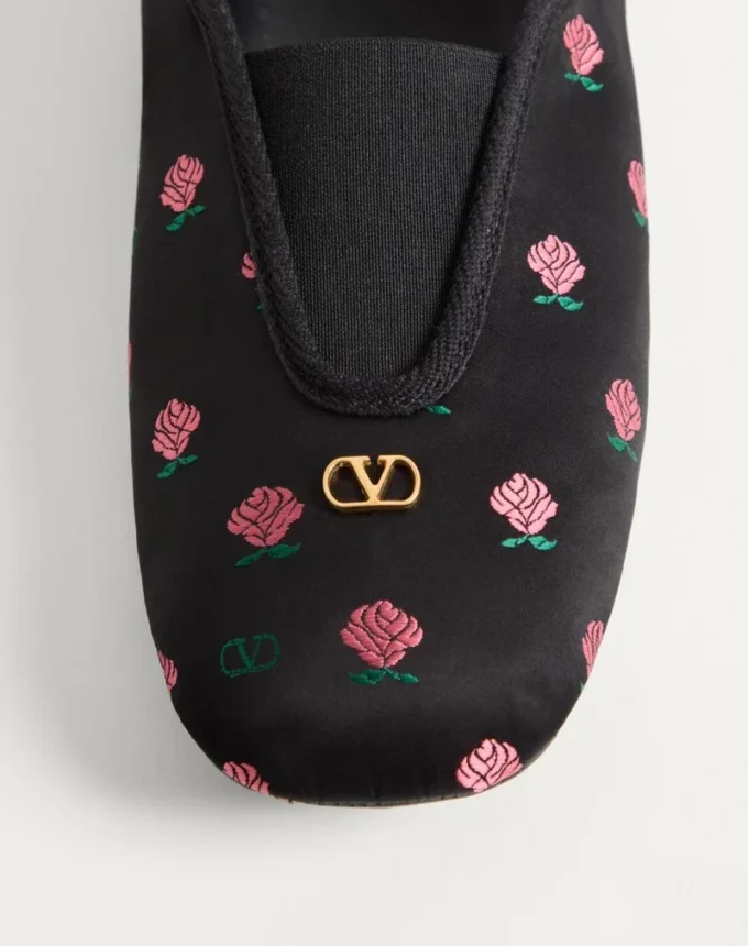 Pantoufles Rhytmika en tissu jacquard rose