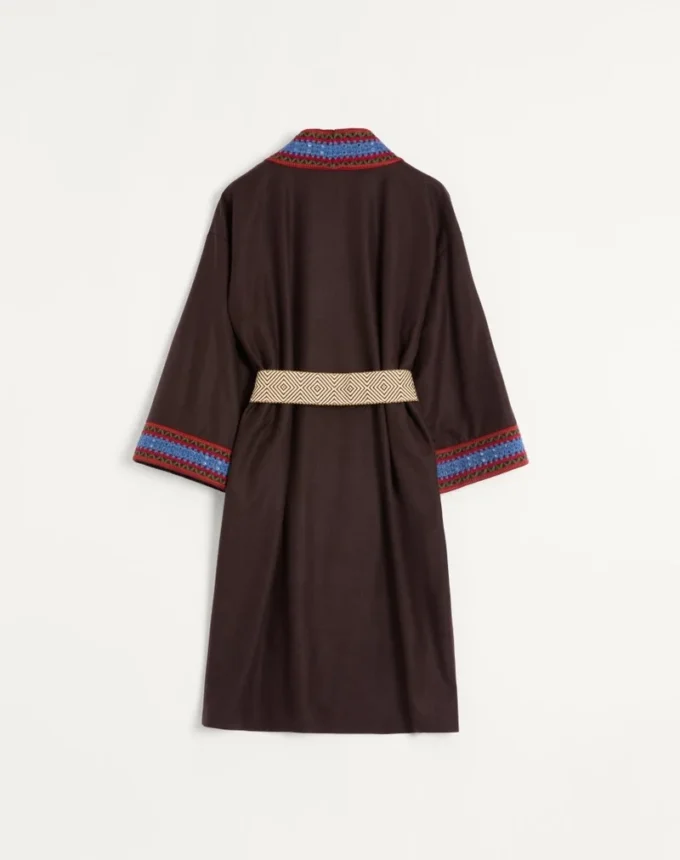 Peignoir en flanelle de laine avec ceinture jacquard Peignoir en flanelle de laine avec ceinture jacquard