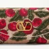 Petit sac à bandoulière brodé Valentino Garavani DeVain Petit sac à bandoulière brodé Valentino Garavani DeVain