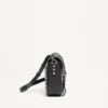 Petit sac à bandoulière Rockstud en cuir de veau grainé Petit sac à bandoulière Rockstud en cuir de veau grainé