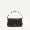 Petit sac à bandoulière Rockstud en cuir de veau grainé Petit sac à bandoulière Rockstud en cuir de veau grainé