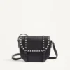 Petit sac à bandoulière Rockstud en cuir de veau grainé Petit sac à bandoulière Rockstud en cuir de veau grainé