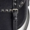 Petit sac à bandoulière Rockstud en cuir de veau grainé Petit sac à bandoulière Rockstud en cuir de veau grainé