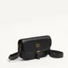 Petit sac à bandoulière Valentino Garavani Antibes en cuir de veau Petit sac à bandoulière Valentino Garavani Antibes en cuir de veau