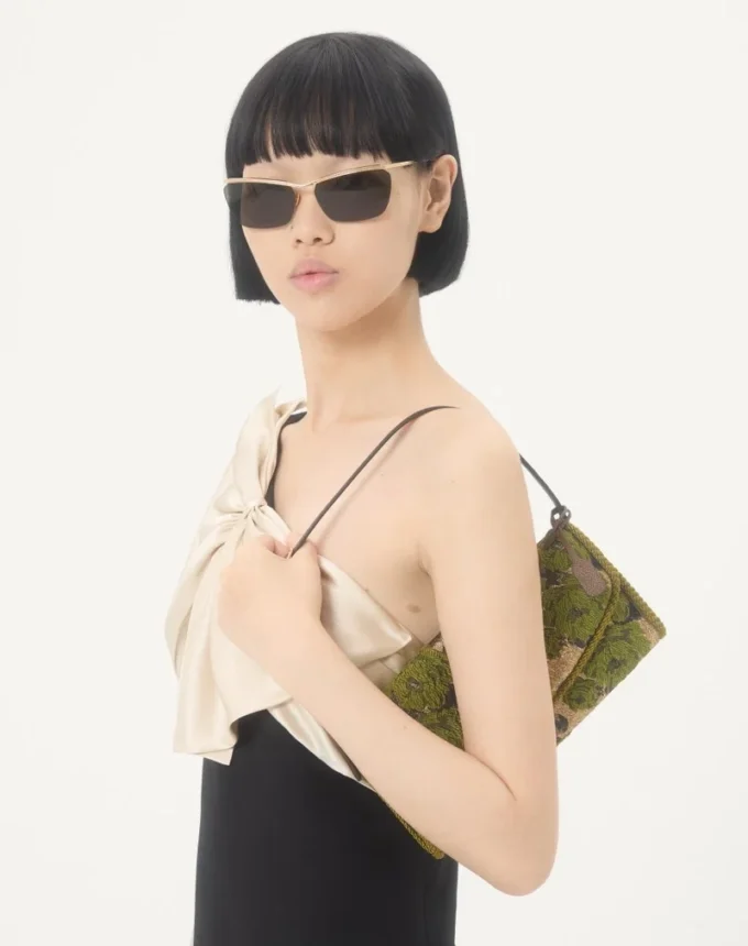Petit sac à bandoulière Valentino Garavani DeVain en tissu jacquard lurex Petit sac à bandoulière Valentino Garavani DeVain en tissu jacquard lurex