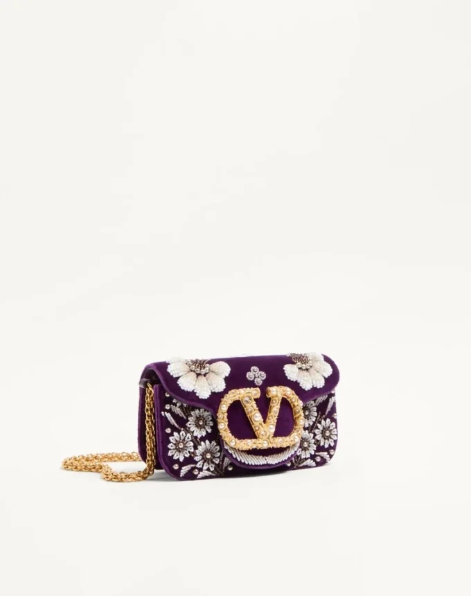 Petit sac à bandoulière Valentino Garavani Locò brodé du logo bijou Petit sac à bandoulière Valentino Garavani Locò brodé du logo bijou