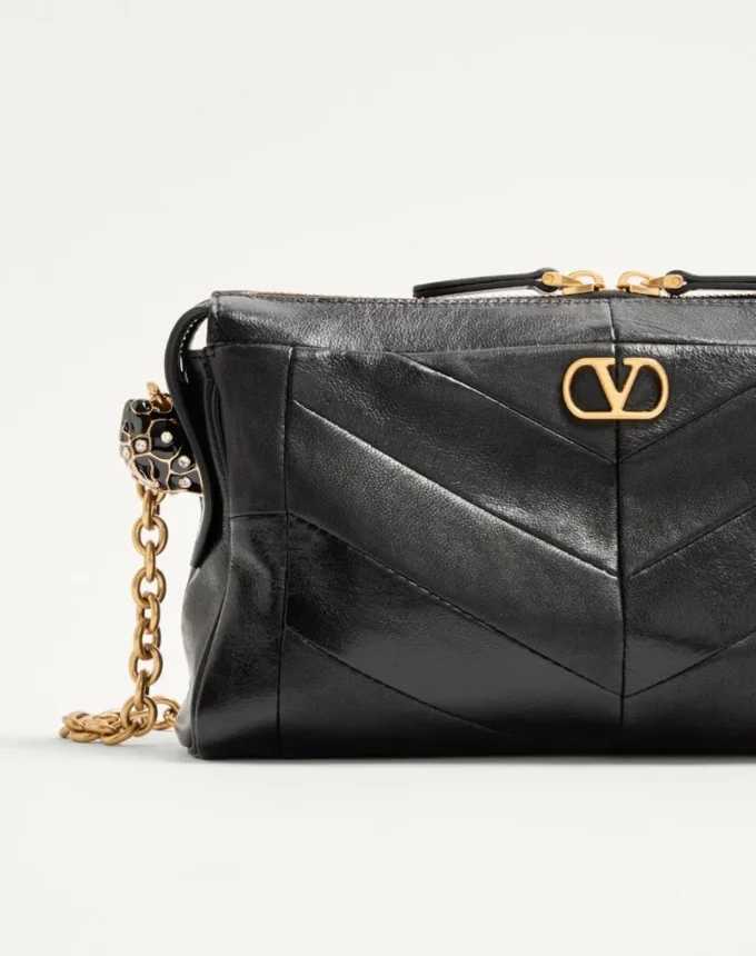 Petit sac à bandoulière Valentino Garavani Panthea en cuir nappa à motif chevron Petit sac à bandoulière Valentino Garavani Panthea en cuir nappa à motif chevron