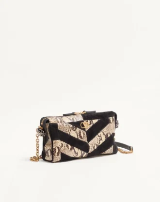 Petit sac à bandoulière Valentino Garavani Panthea en python et daim avec motif chevron