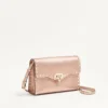 Petit sac à bandoulière Valentino Garavani Rockstud en cuir de veau grainé laminé Petit sac à bandoulière Valentino Garavani Rockstud en cuir de veau grainé laminé