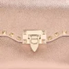 Petit sac à bandoulière Valentino Garavani Rockstud en cuir de veau grainé laminé Petit sac à bandoulière Valentino Garavani Rockstud en cuir de veau grainé laminé