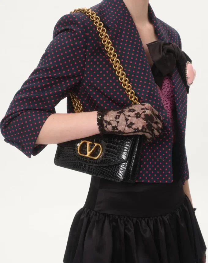 Petit sac à bandoulière Valentino Garavani Vain en cuir de crocodile Petit sac à bandoulière Valentino Garavani Vain en cuir de crocodile