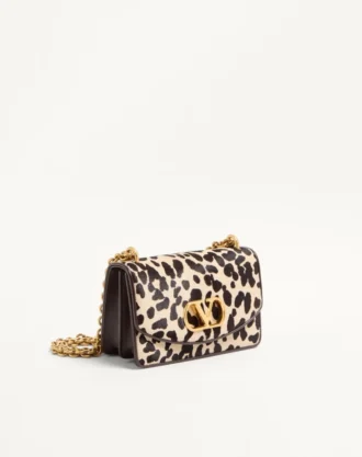 Petit sac à bandoulière Valentino Garavani Vain en cuir de veau effet poney avec imprimé animalier